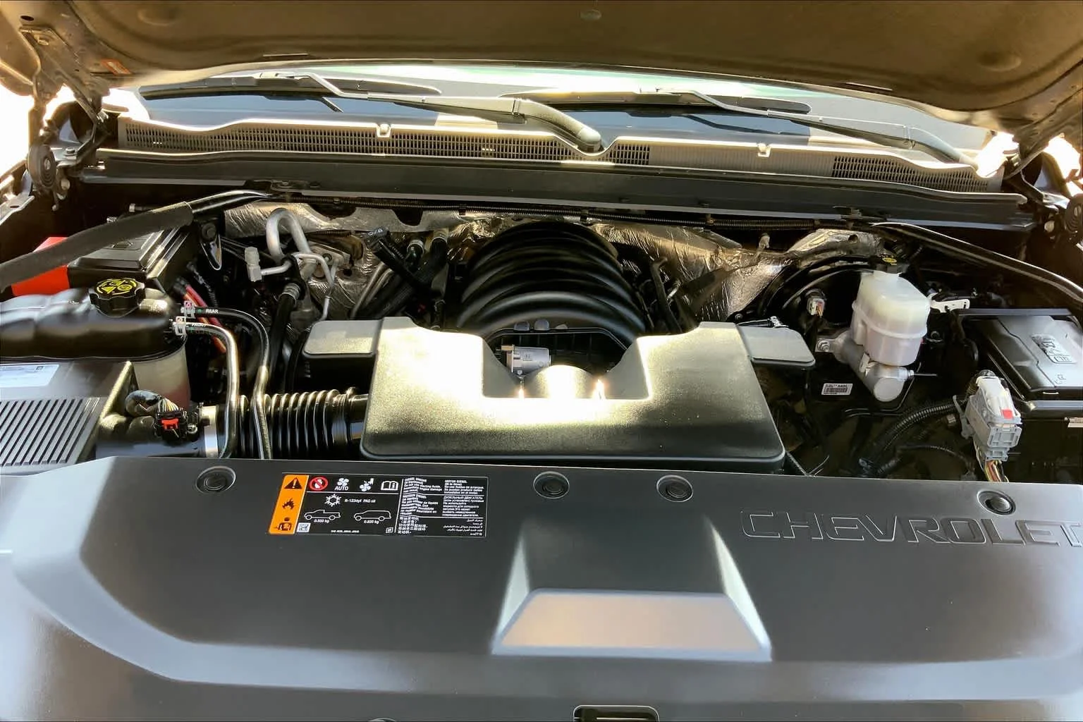 Used 2018 TUNGSTEN METALLIC Chevrolet LT image 29