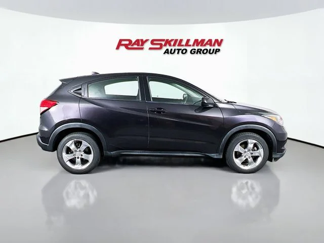 2017 Honda HR-V LX - Photo 8