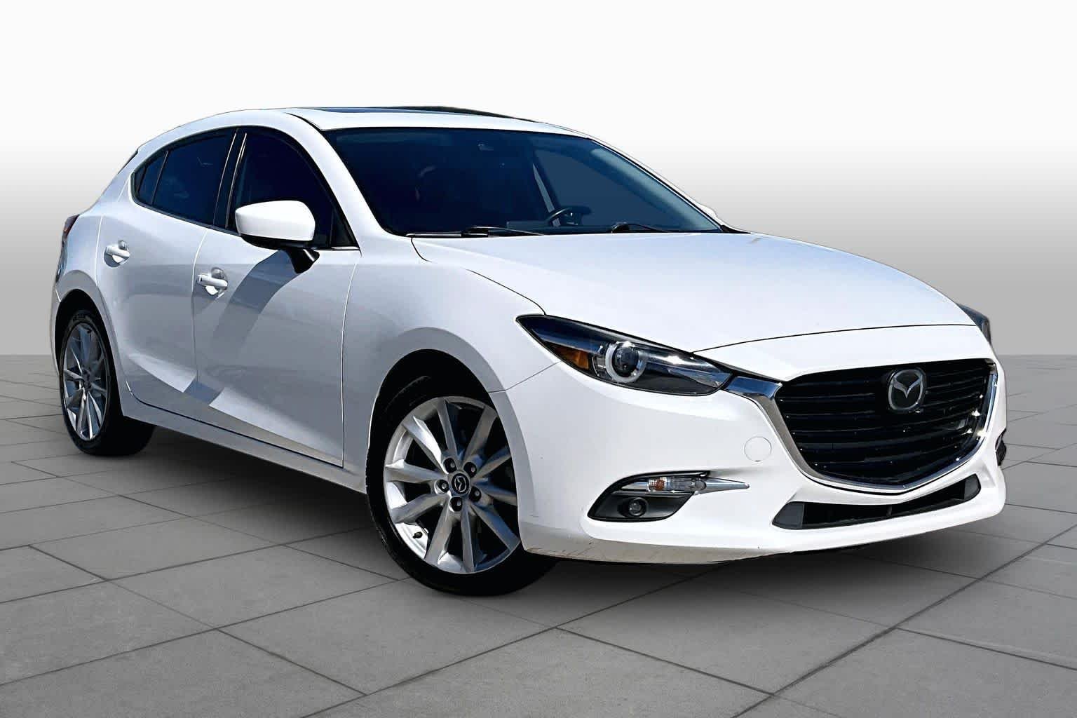 Used 2017 Snowflake White Pearl Mica Mazda Grand Touring image 3