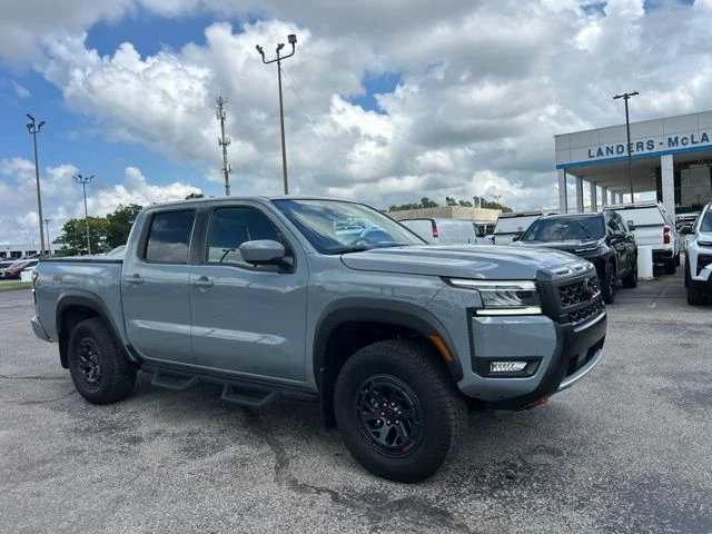 2025 Nissan Frontier PRO-4X
