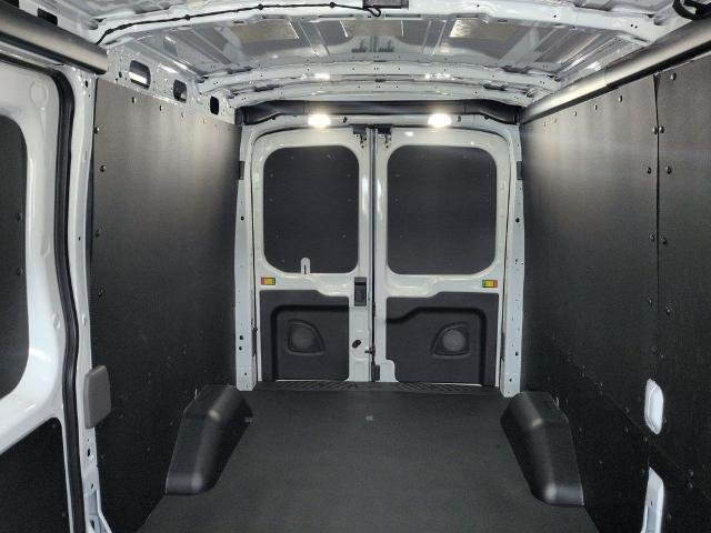 New 2026 Oxford White Ford Cargo Van image 24