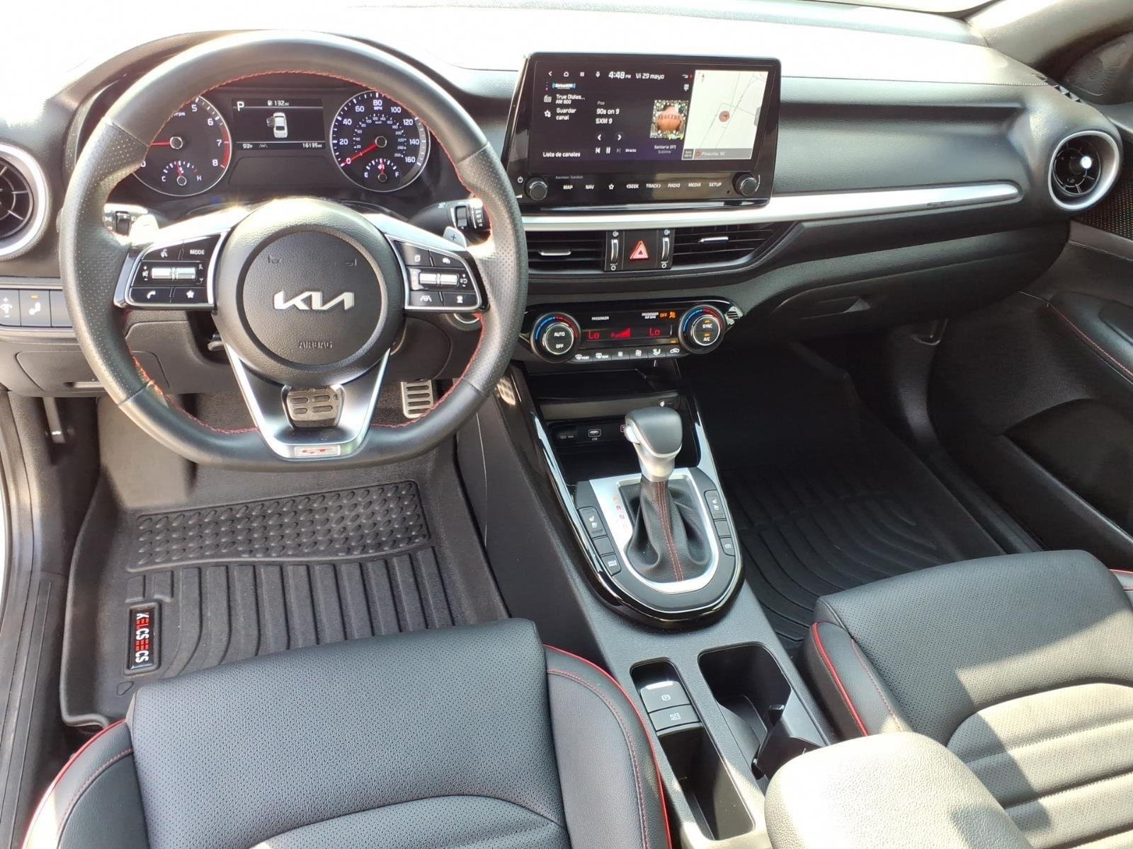 Used 2024 Snow White Pearl Kia GT image 21