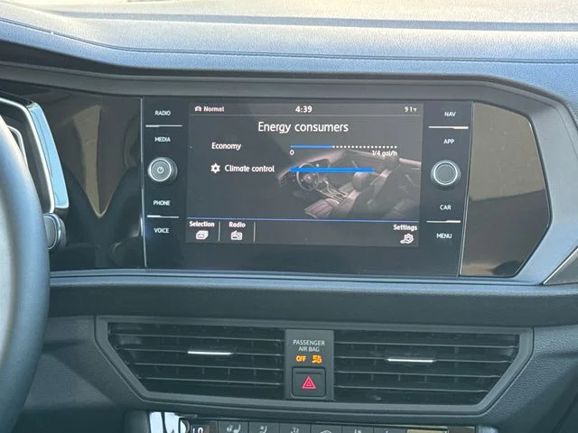 Used 2019 Platinum Gray Metallic Volkswagen SEL Premium image 24