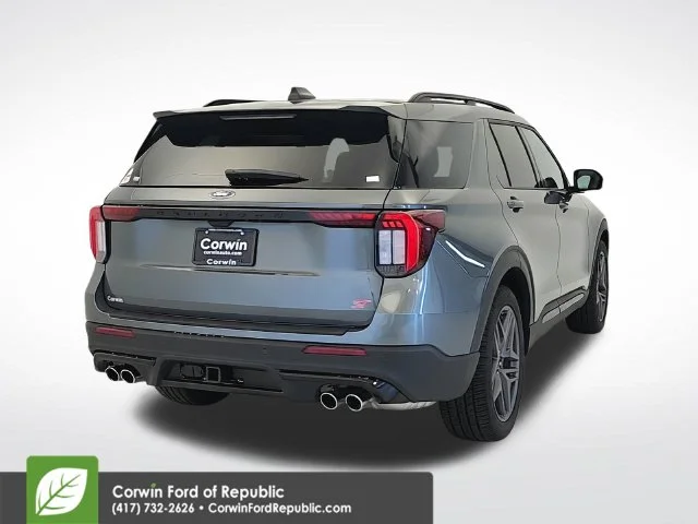 2026 Ford Explorer ST - Photo 8