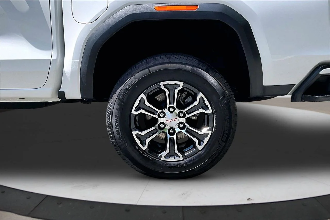 Certified Used 2023 White GMC AT4 image 33