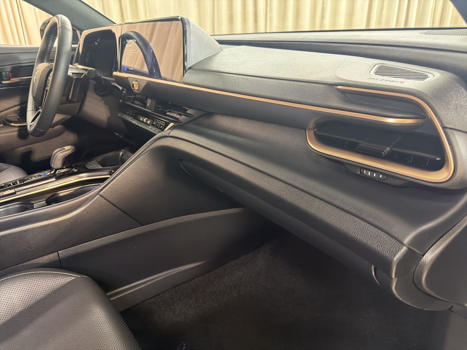 Used 2025 Black Toyota XLE image 38