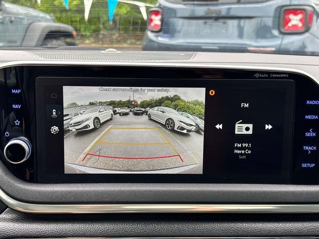 Used 2023 Gray Hyundai SEL image 27