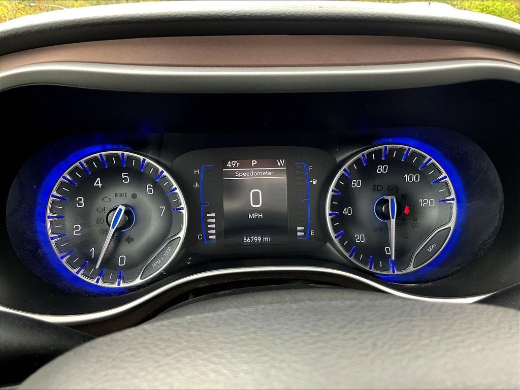 Used 2023 Black Chrysler LX image 16