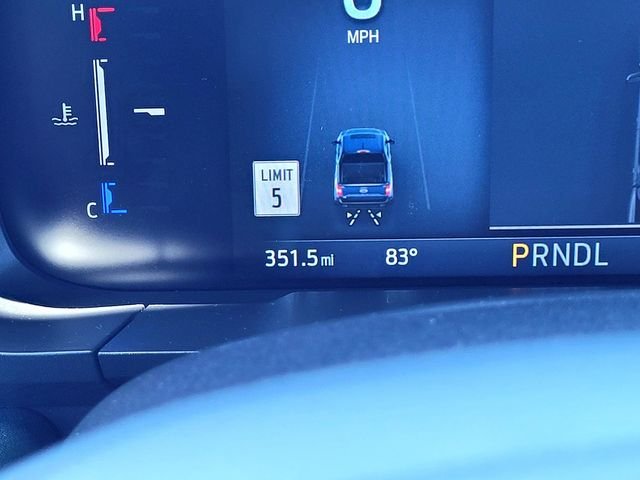 Used 2025 White Ford Lariat image 22