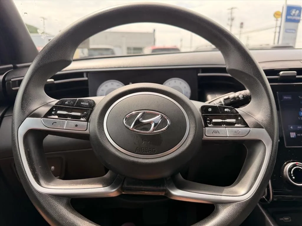 Used 2023 Beige Hyundai SEL image 20