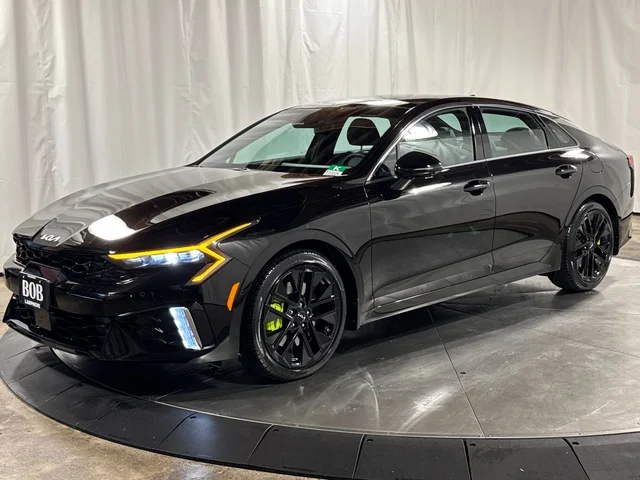 Used 2025 BMW 2 Series M235i xDrive 4D Sedan #F12206A | Beaverton