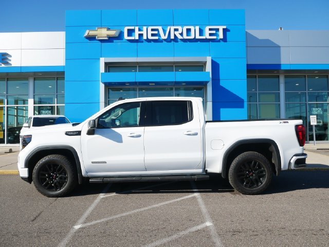 Used 2025 GMC Sierra 1500 Elevation with VIN 1GTUUCED5SZ202057 for sale in Roseville, Minnesota