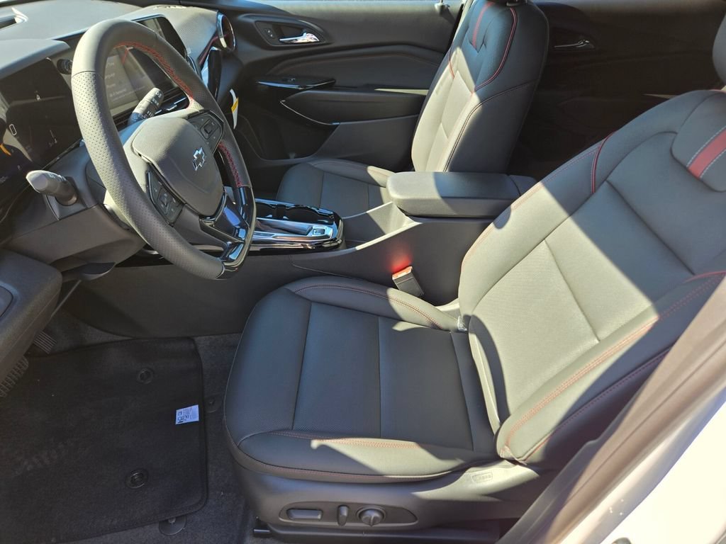 2026 Chevrolet Trax RS - Photo 6