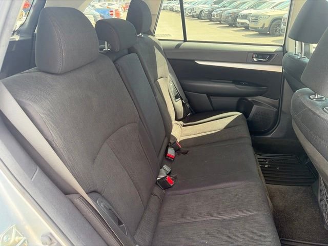 Used 2013 Silver Subaru 2.5i Premium image 17