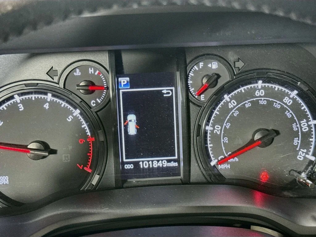 Used 2021 Magnetic Gray Metallic Toyota SR5 image 12