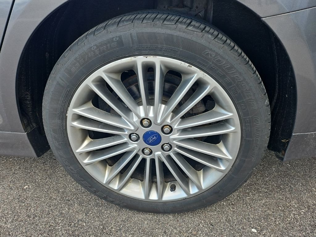 Used 2014  Ford SE image 14