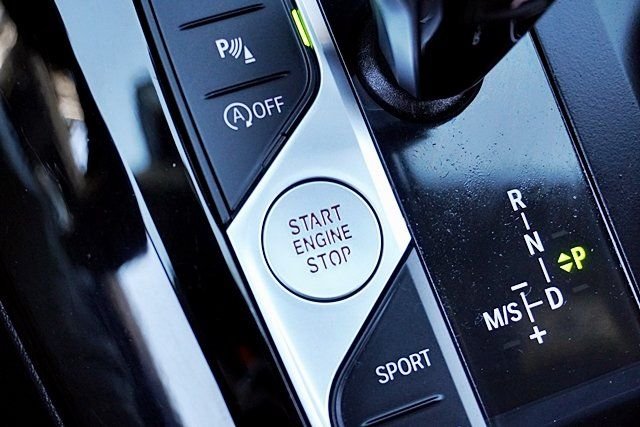 Used 2023 White BMW xDrive30i image 34