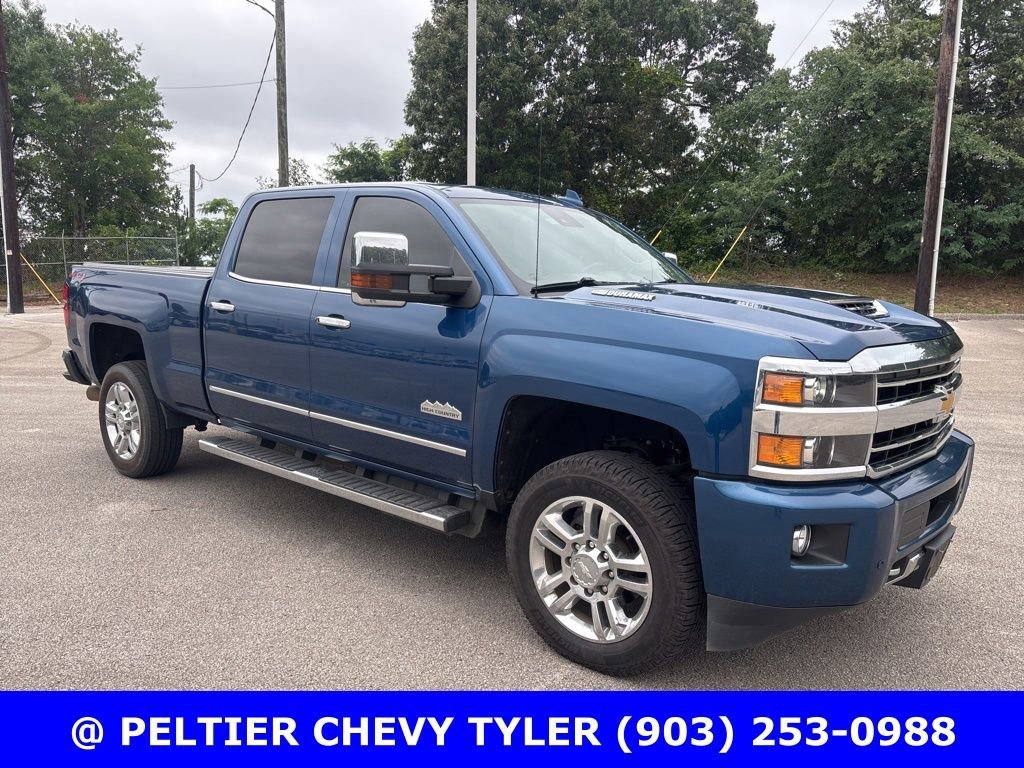 2018 Chevrolet Silverado HD High Country 4WD Crew Cab Standard Box's photo