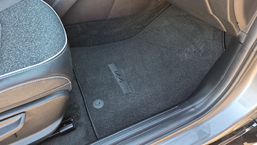 Used 2025 Gray Kia GT-Line image 30