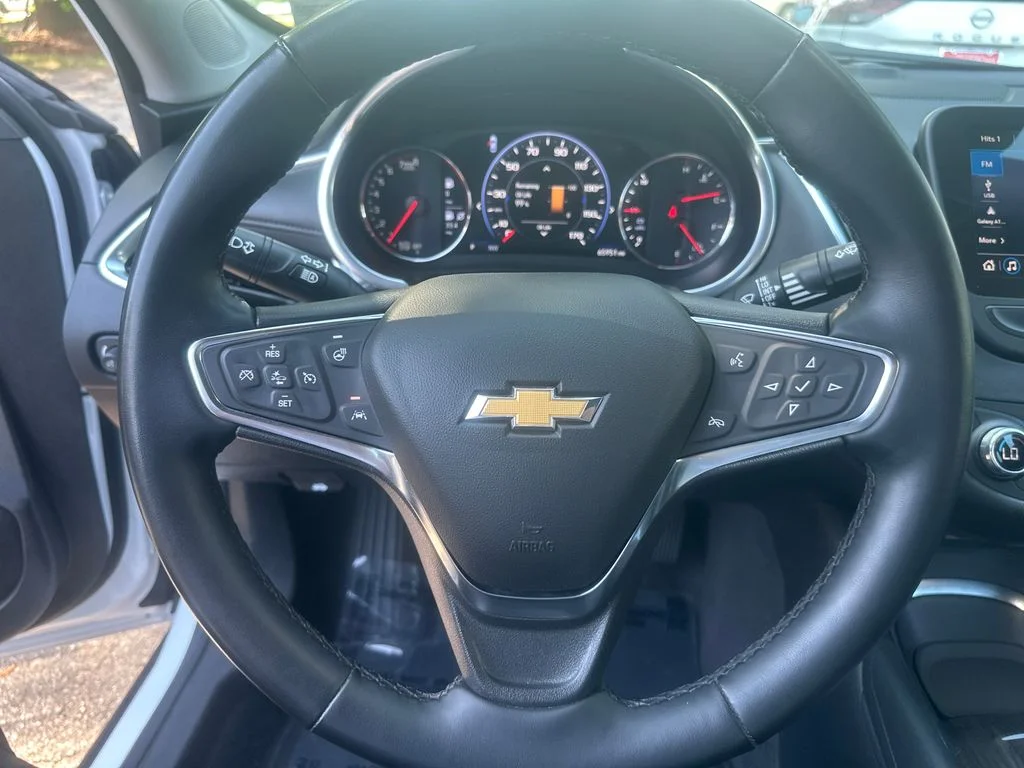 Used 2024 White Chevrolet LT image 14
