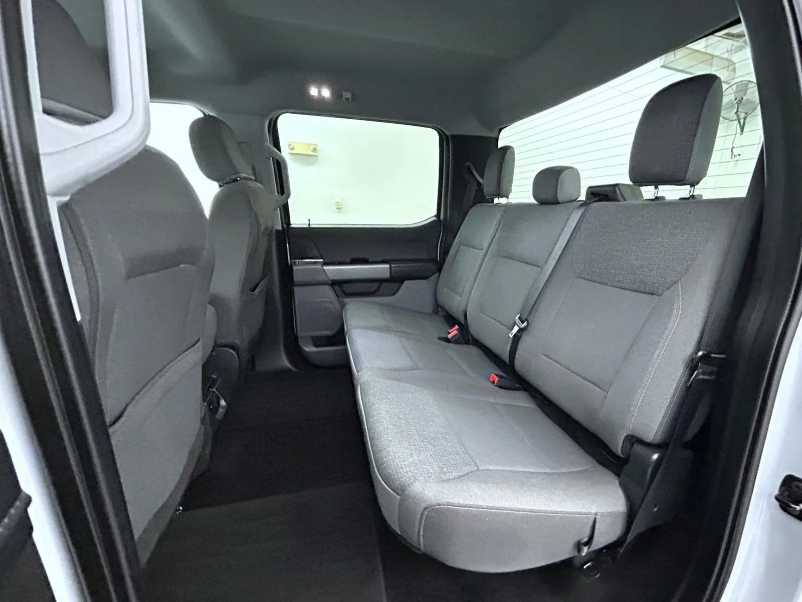 Used 2025 White Ford XLT image 19