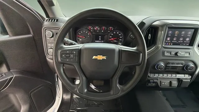 Used 2025 Summit White Chevrolet Custom image 12