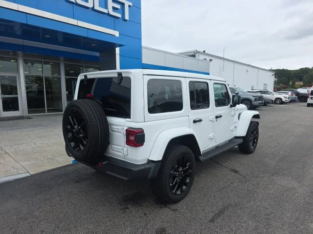Used 2024 White Jeep Sahara 4xe image 7