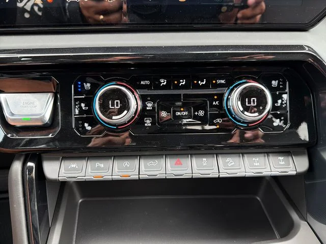 2026 GMC Sierra 1500 AT4X - Photo 14
