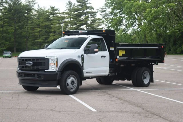 2025 Ford F-550 Super Duty Chassis Cab XL - Photo 15