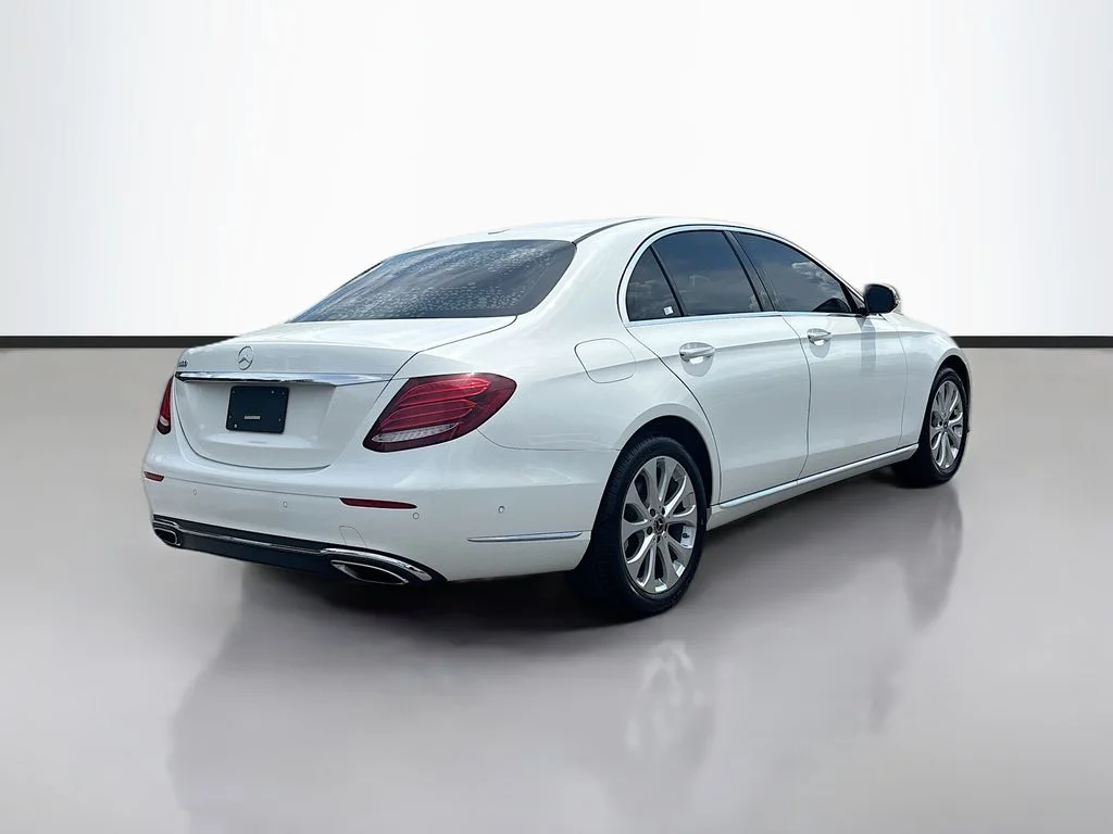 Used 2018 Polar White Mercedes-Benz E 300 image 3
