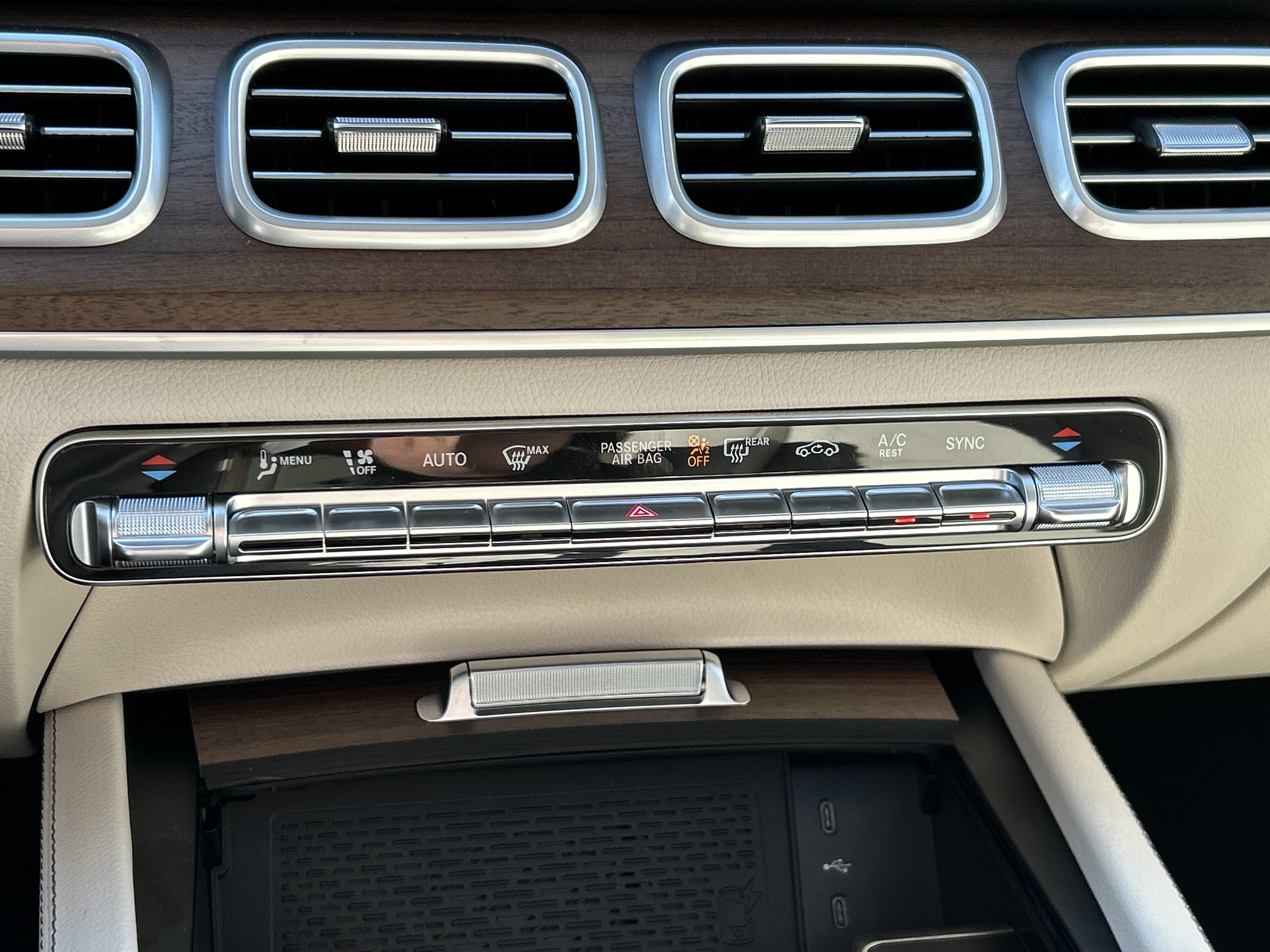 New 2026 Polar White Mercedes-Benz GLE 350 4MATIC® SUV image 29