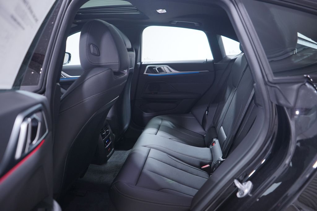 New 2026 Black Sapphire Metallic BMW xDrive40 image 9
