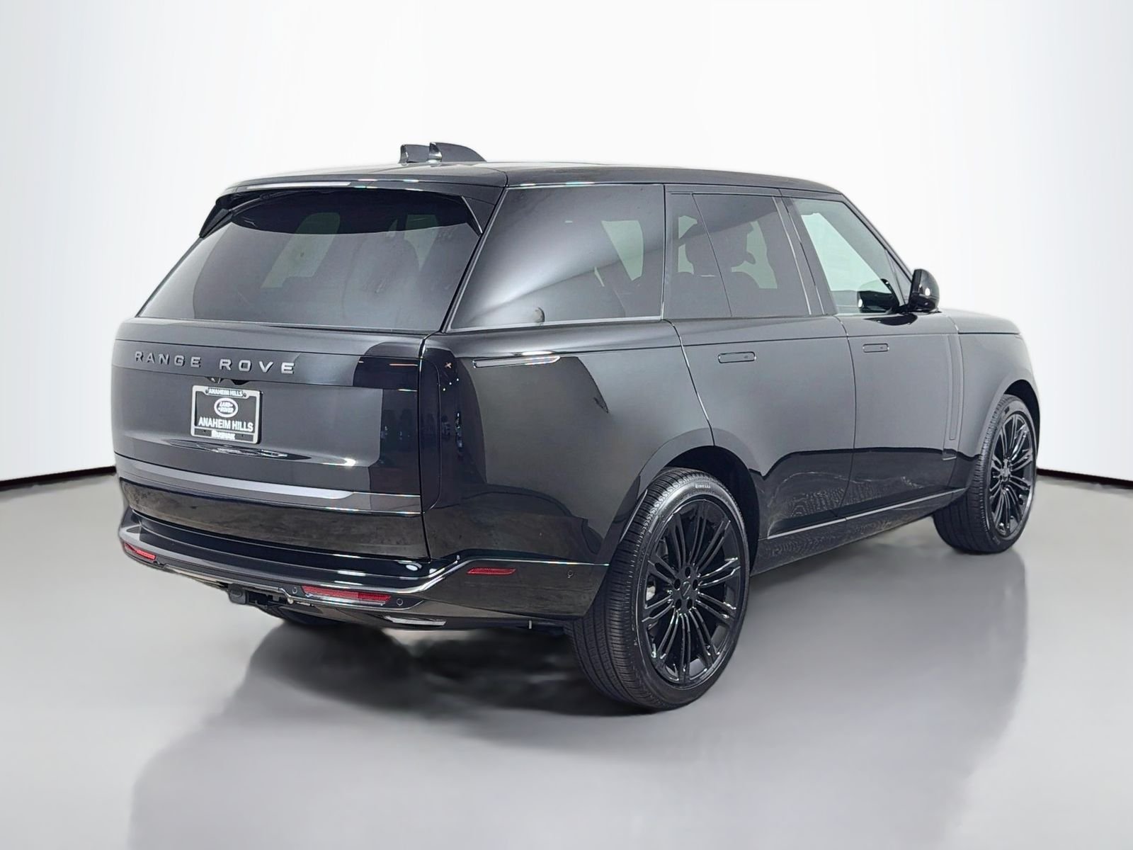 New 2026 Santorini Black Land Rover SE image 5