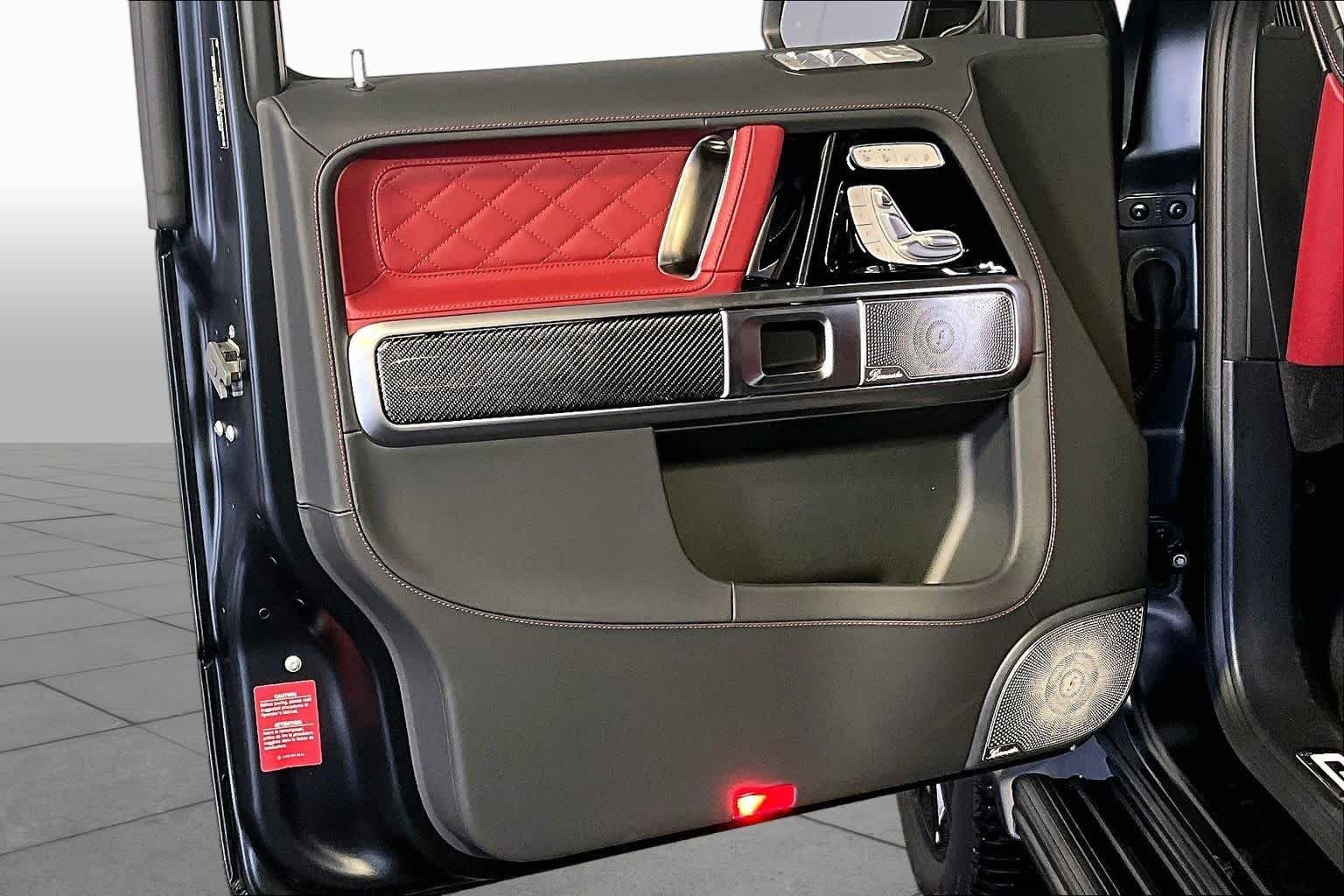 New 2027 MANUFAKTUR Night Black Magno Mercedes-Benz G 580e image 11