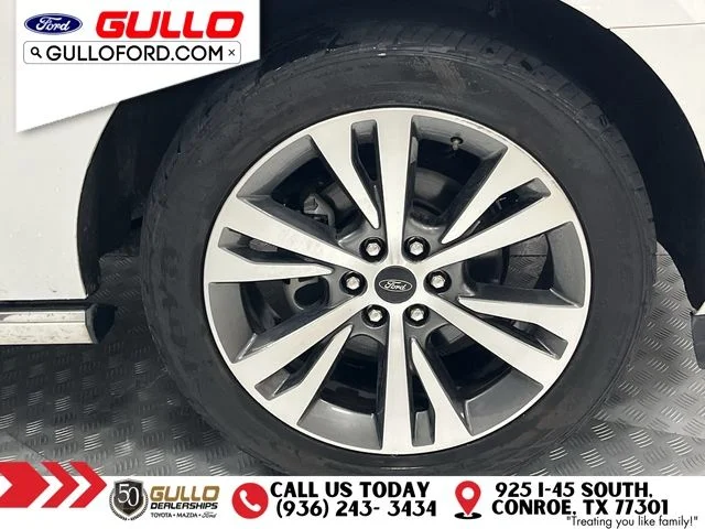 Certified Used 2020 White Metallic Ford Platinum image 31
