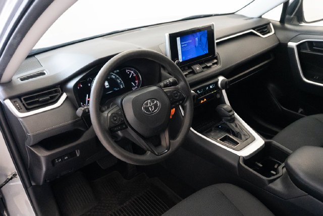 Used 2025 Silver Toyota LE image 3
