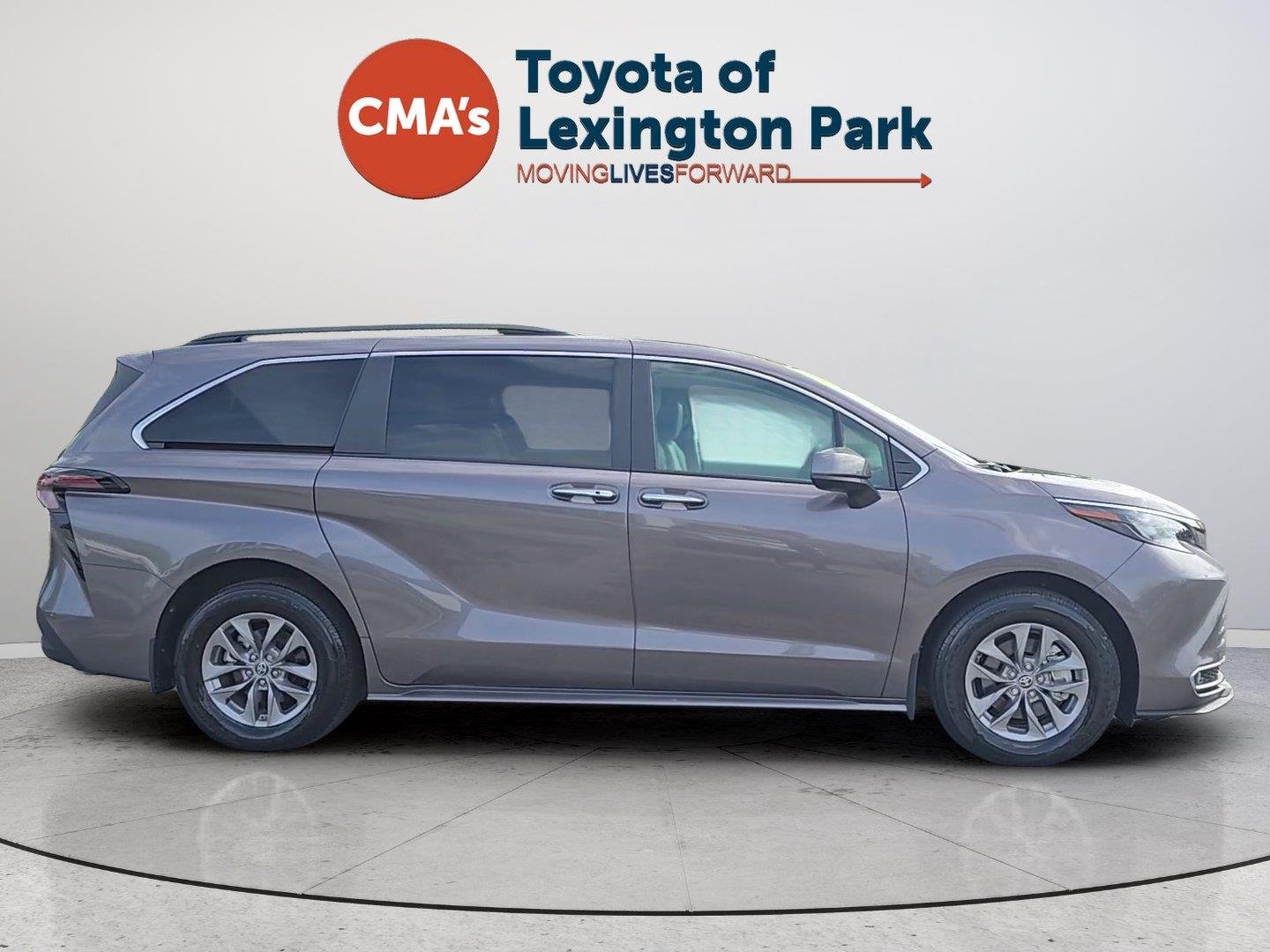 Used 2024 Predawn Gray Mica Toyota XLE image 6