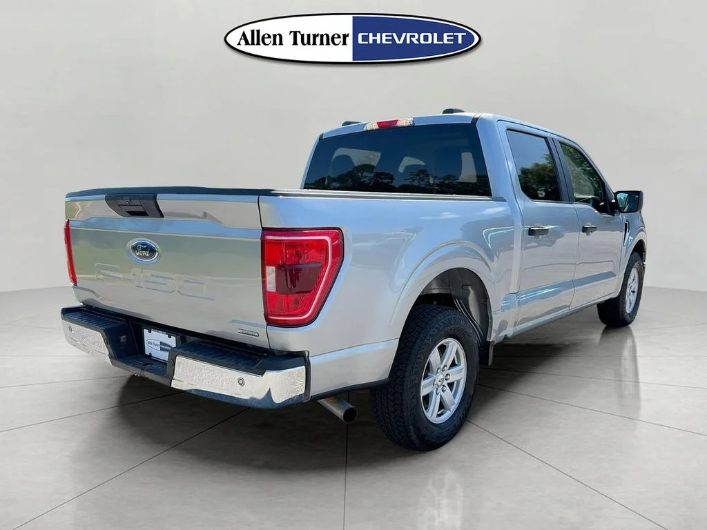 Used 2023 Silver Ford XLT image 4