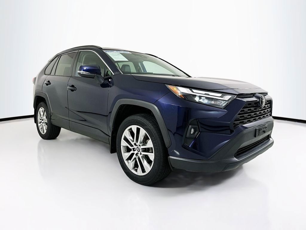 Used 2022 Blue Toyota XLE Premium image 10