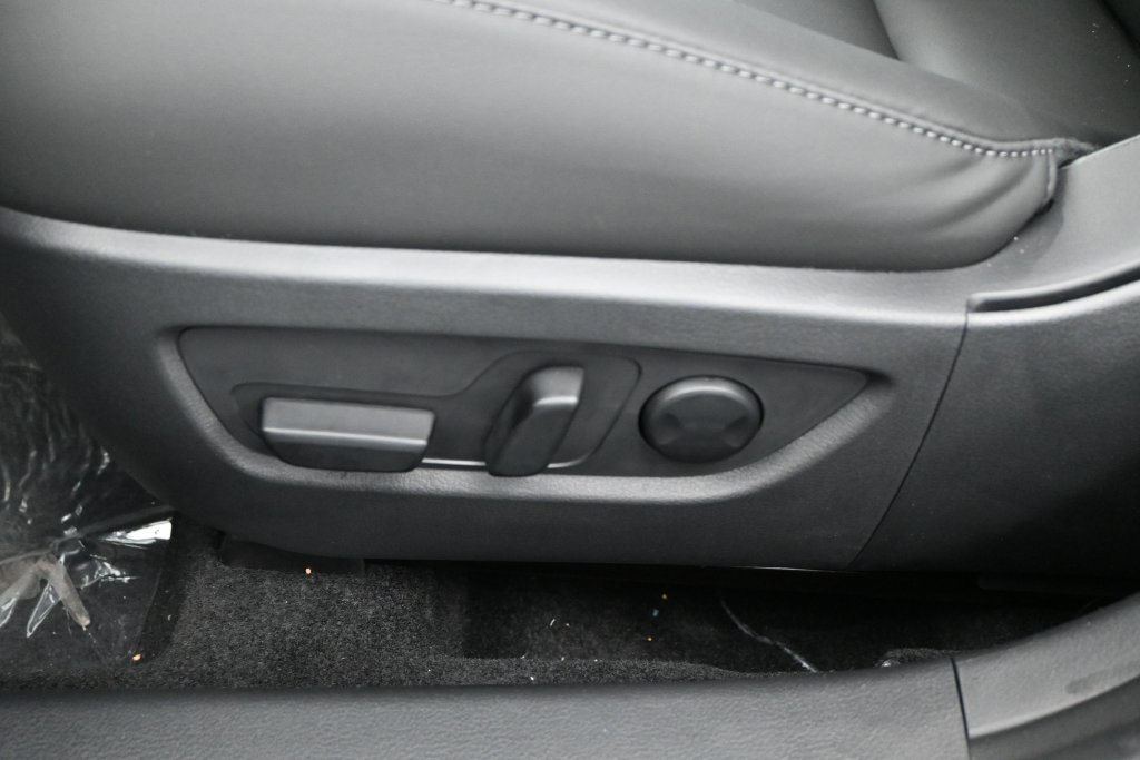 New 2026 Jet Black Mica Mazda 2.5 S Preferred AWD image 8