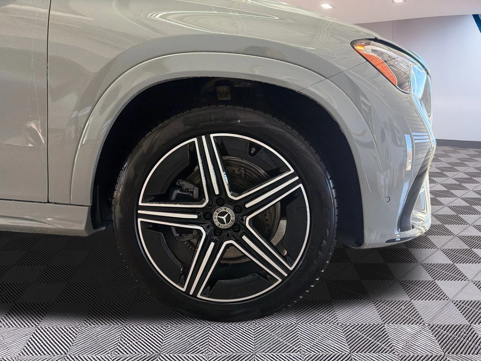 New 2026 Grey Mercedes-Benz GLE 450 4MATIC Coupe image 3