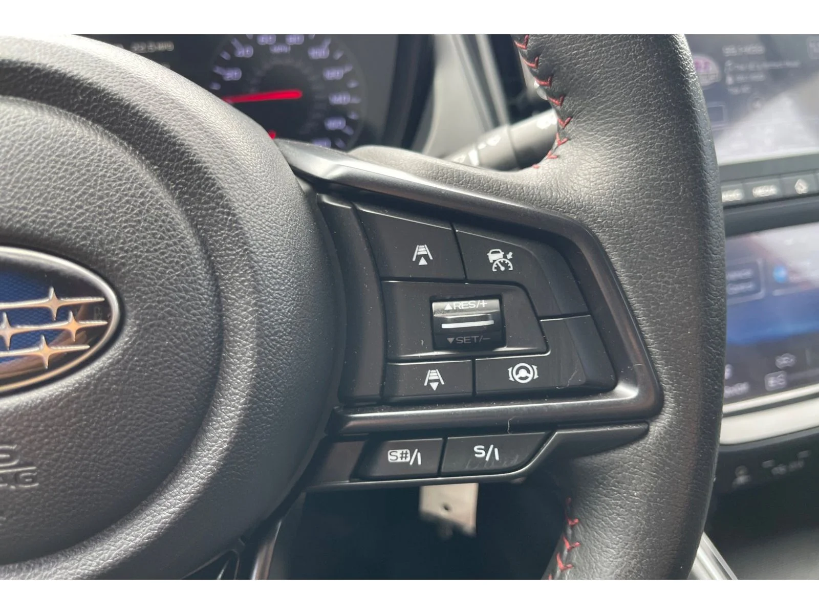 Used 2022 IGNITION RED Subaru Base image 33