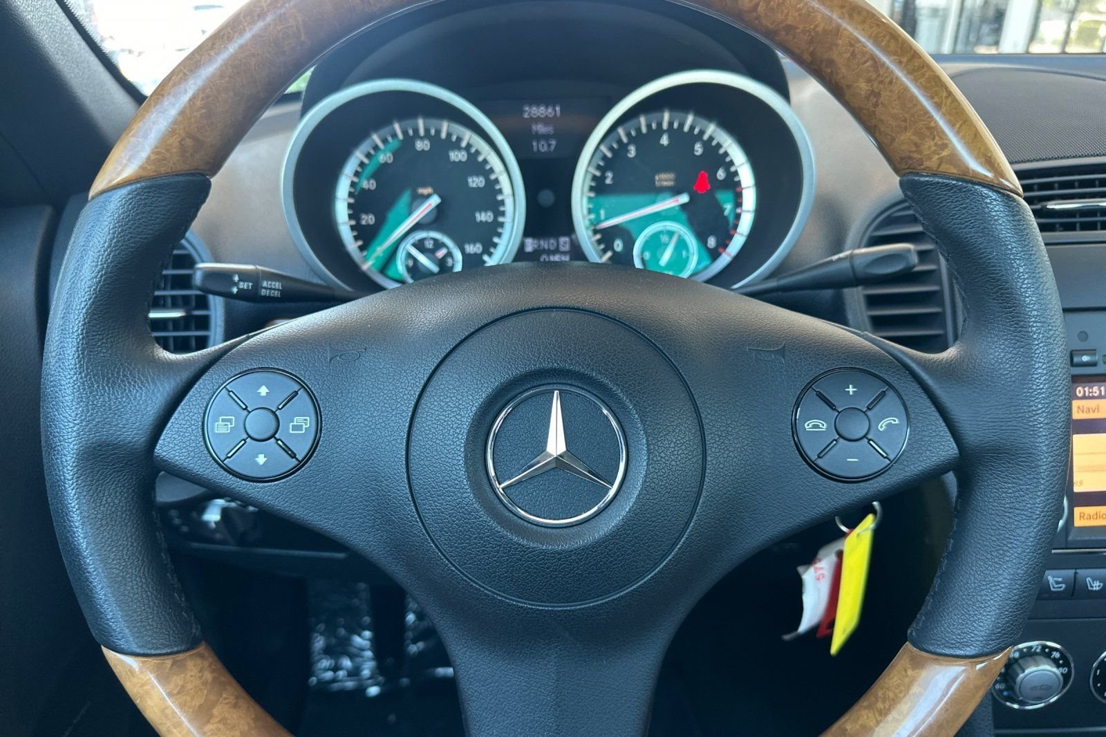 Used 2009 Silver Mercedes-Benz SLK 300 image 20