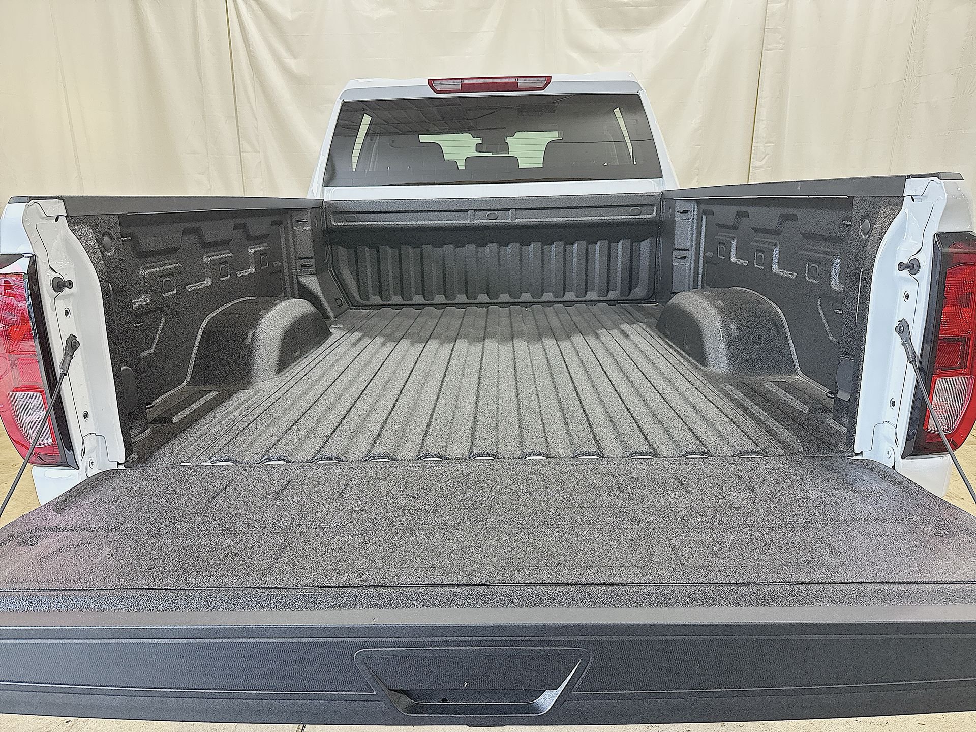 2025 GMC Sierra 2500HD Pro - Photo 23