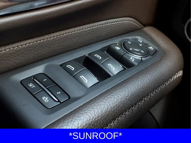 Used 2023 White GMC Denali image 20