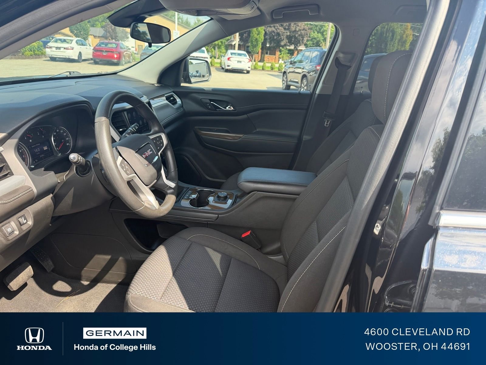 2023 GMC Acadia SLE - Photo 16