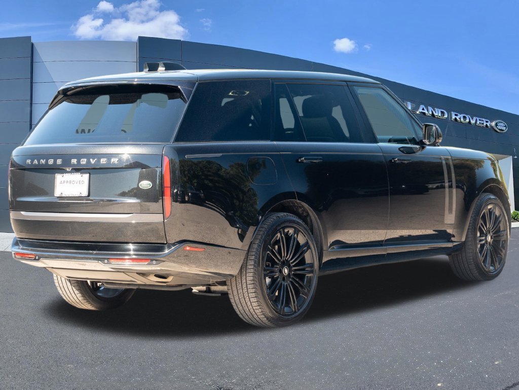 Certified Used 2023 Black Land Rover SE image 4