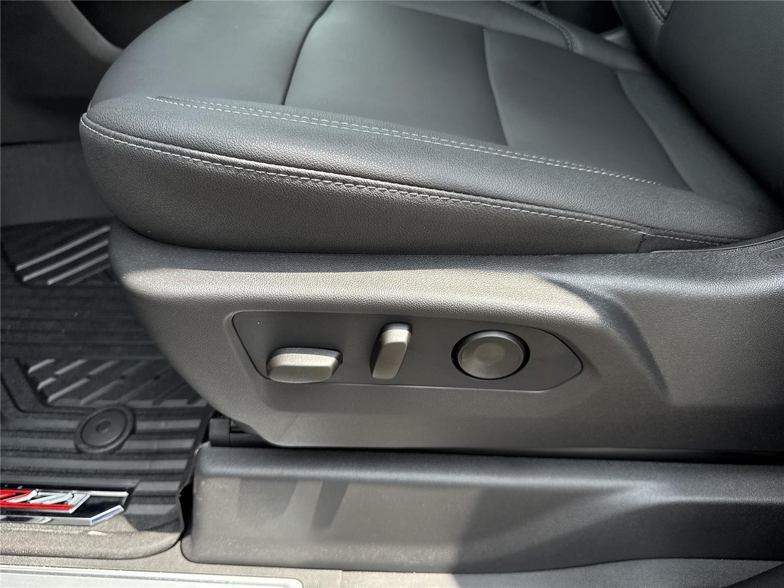 2026 Chevrolet Silverado 1500 RST - Photo 12