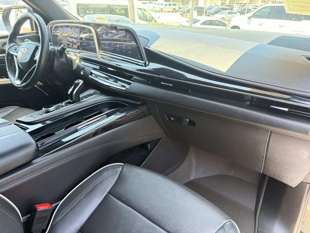 Used 2024 Black Cadillac Sport image 33