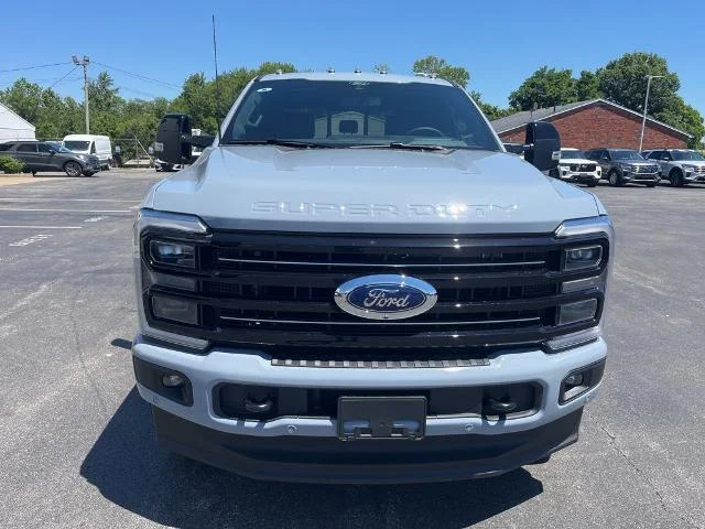 New 2026 Glacier Gray Metallic Tri-Coat Ford F-250® Platinum® image 37